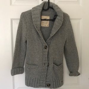 Hollister sweater NWT